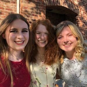 Meet your Posher, Melaya